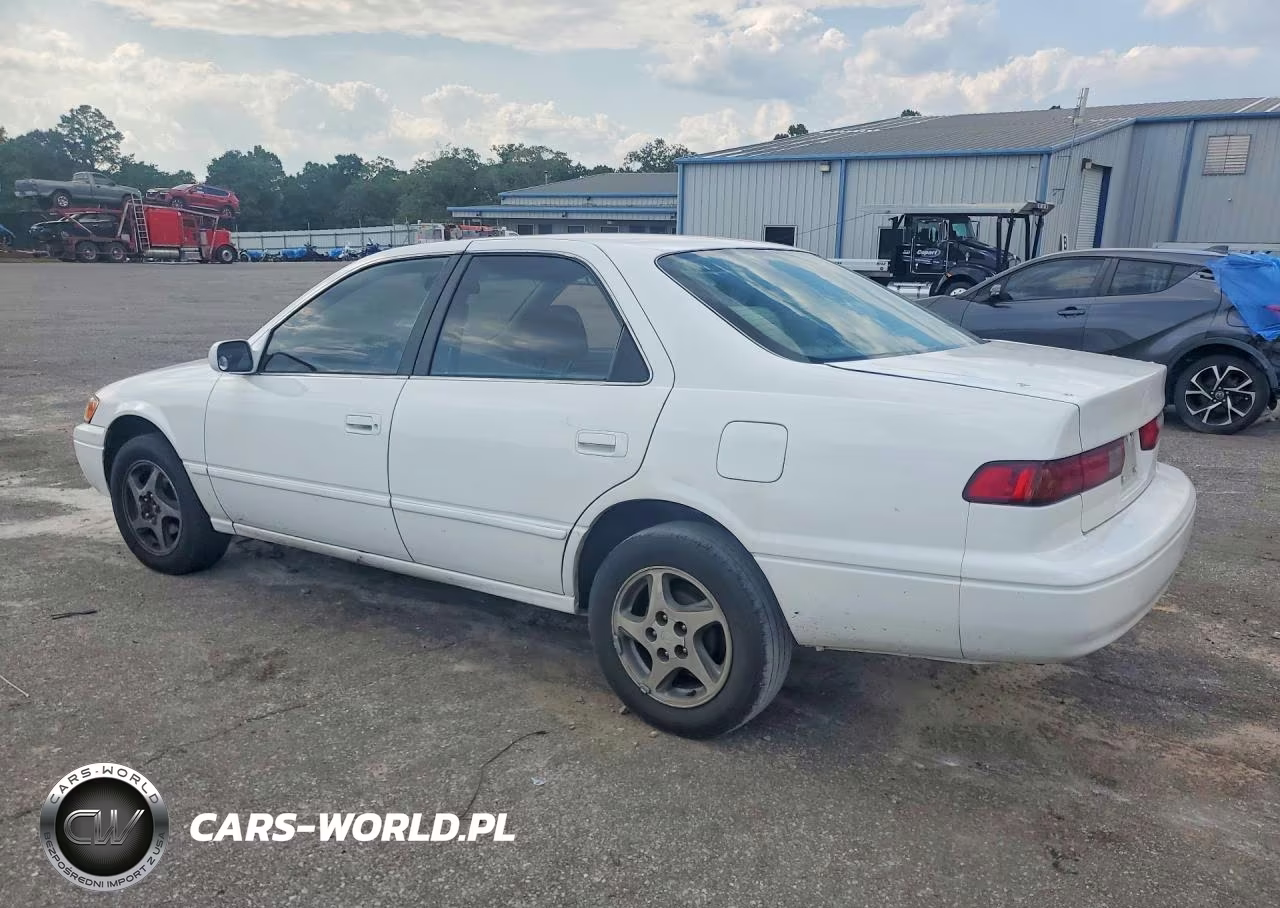 1997 Toyota Camry Le VIN:JT2BG22K0V0049472 - 2