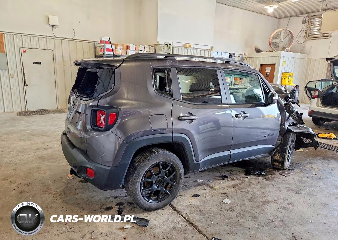 2020 Jeep Renegade Latitude VIN:ZACNJBBB2LPL12989 - 3