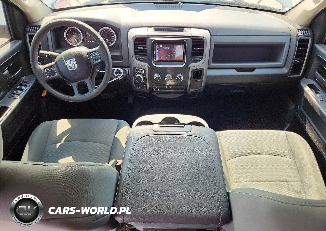 2019 Ram 1500 Classic Tradesman VIN:1C6RR7KM0KS726459 - 8