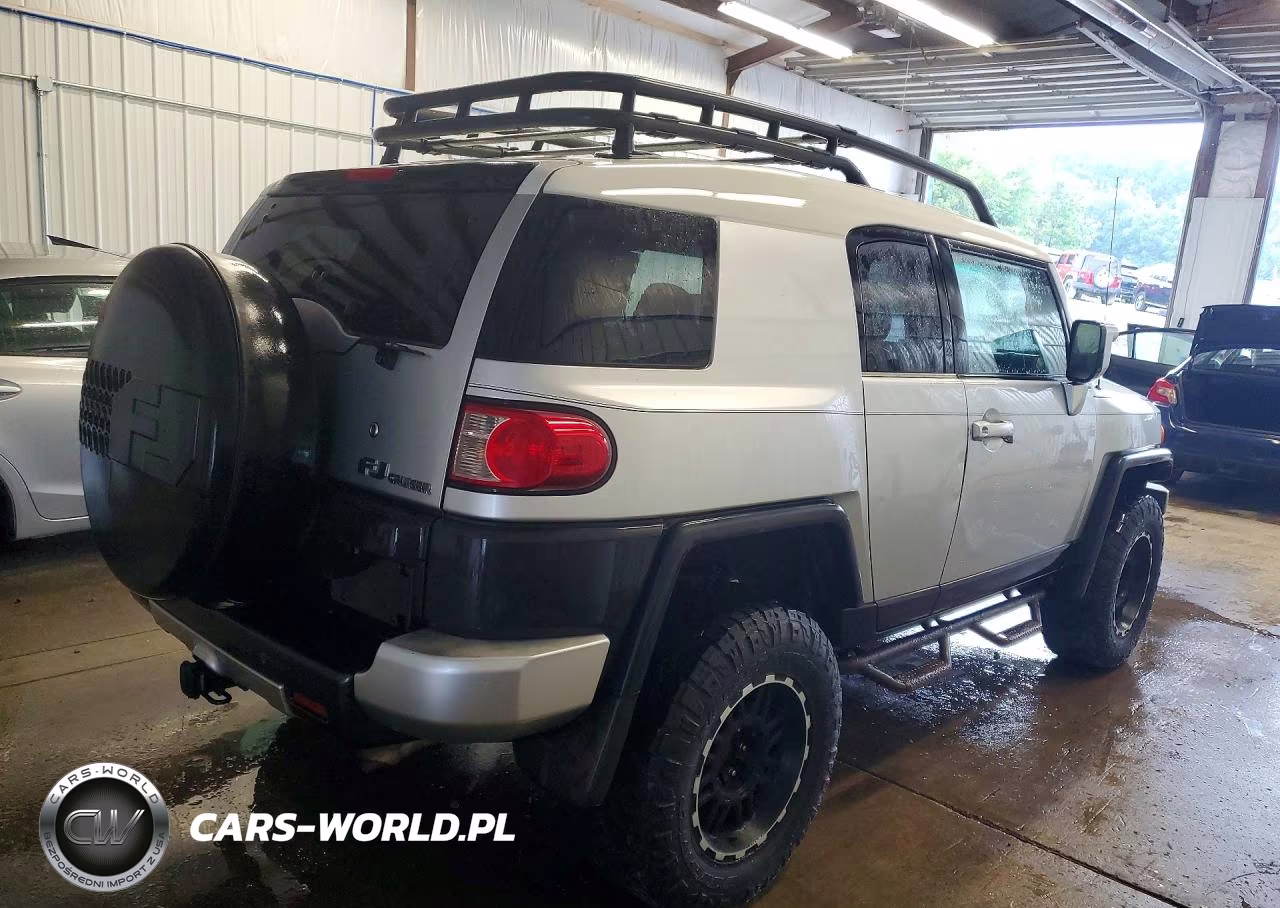 2007 Toyota Fj Cruiser Base VIN:JTEZU11F870003089 - 3