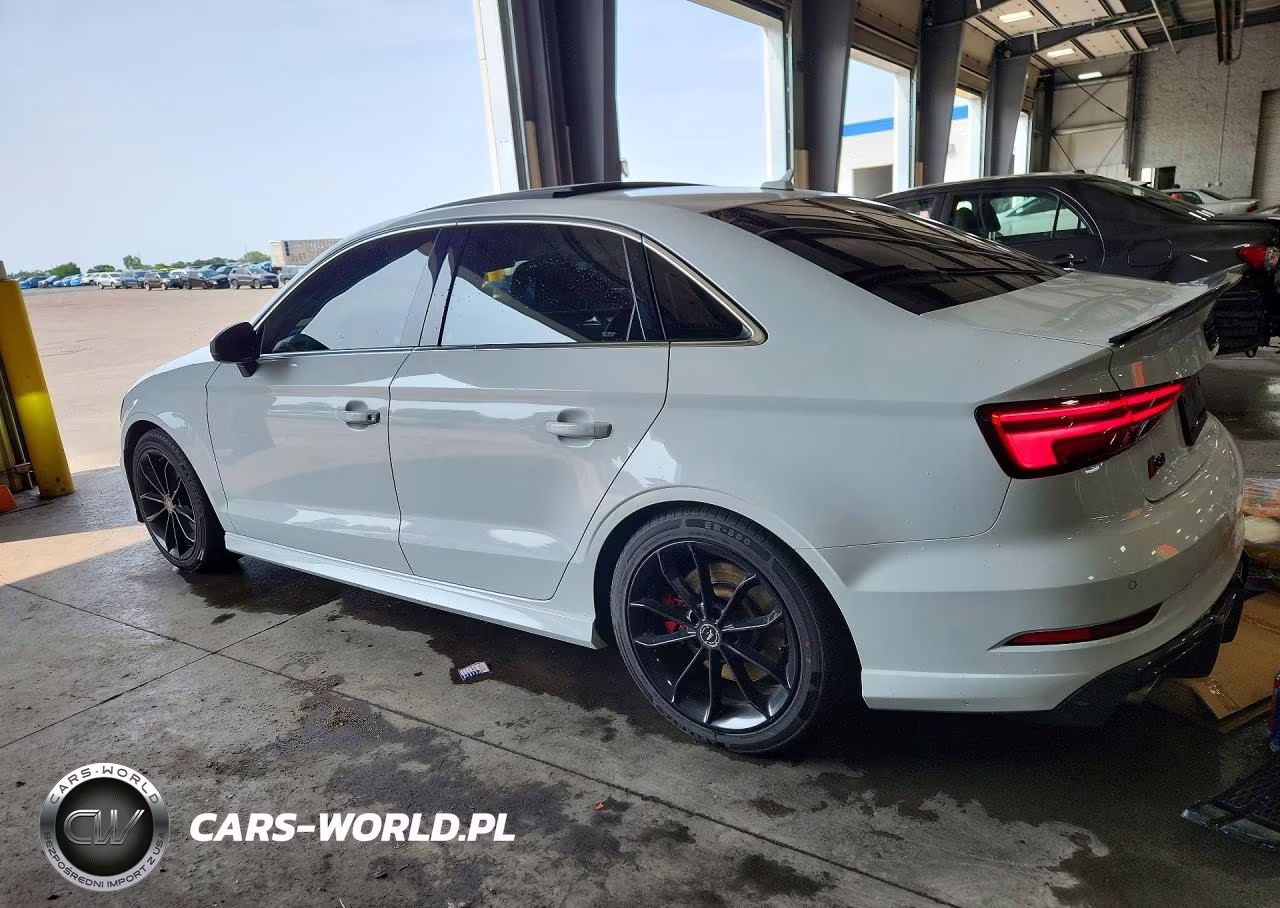 2018 Audi S3 Premium Plus VIN:WAUB1GFF3J1007737 - 2