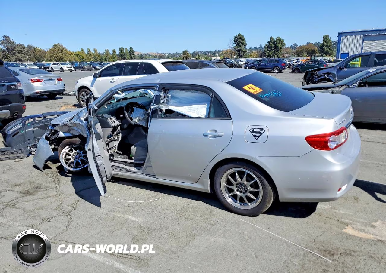 2012 Toyota Corolla Le VIN:2T1BU4EE5CC797557 - 2