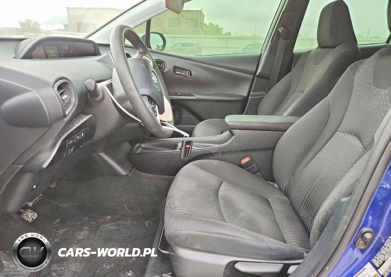 2018 Toyota Prius Two VIN:JTDKBRFUXJ3596428 - 7