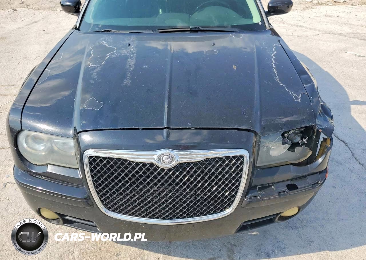 2010 Chrysler 300 S VIN:2C3CA2CV5AH329646 - 11