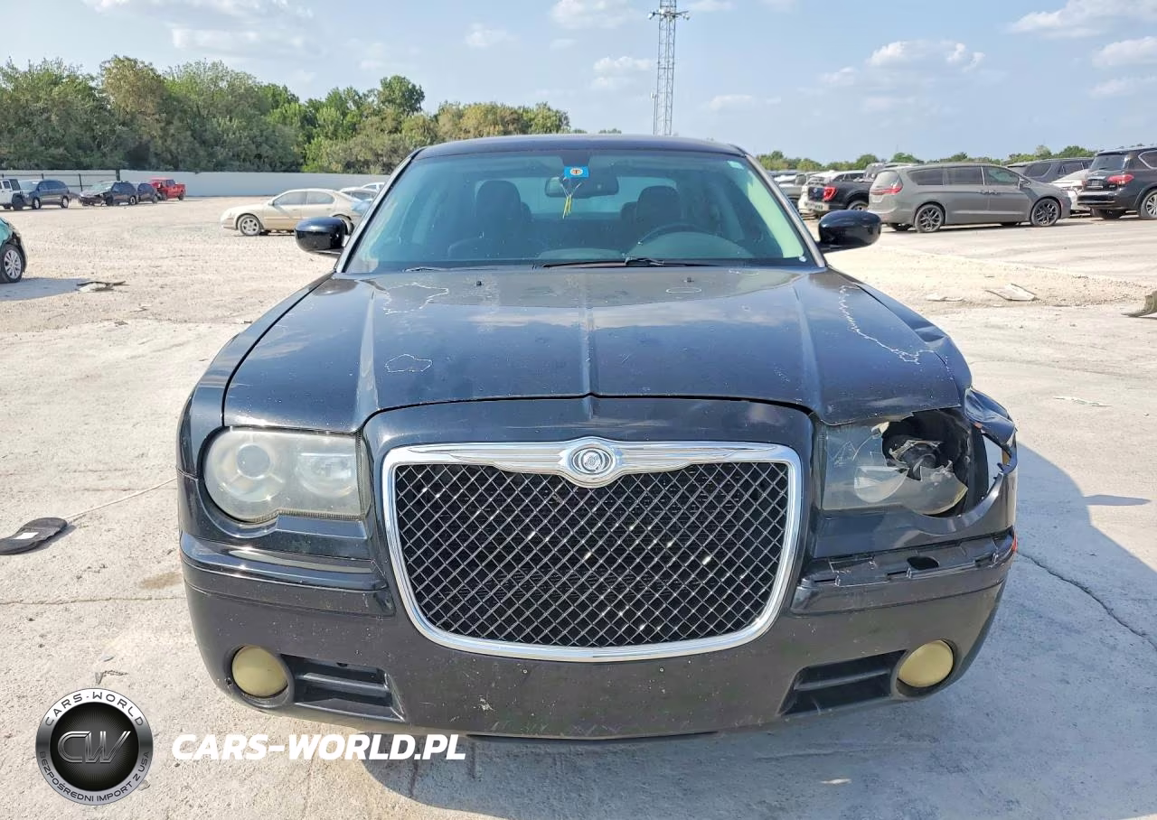 2010 Chrysler 300 S VIN:2C3CA2CV5AH329646 - 5