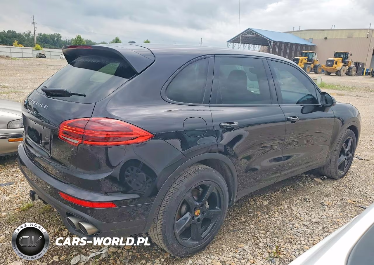 2015 Porsche Cayenne S VIN:WP1AB2A24FLA56510 - 3