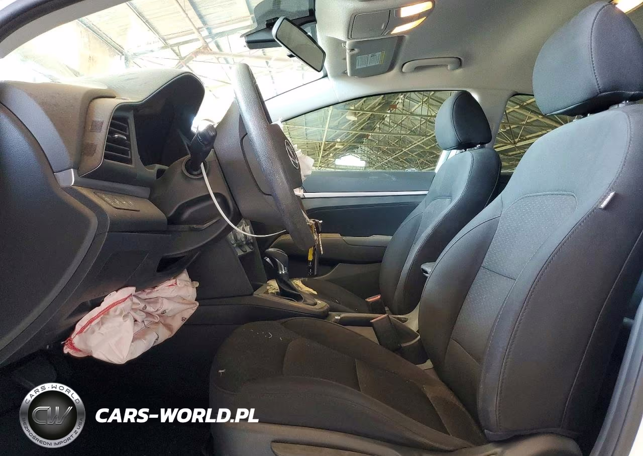 2019 Hyundai Elantra Sel VIN:5NPD84LF9KH471930 - 7