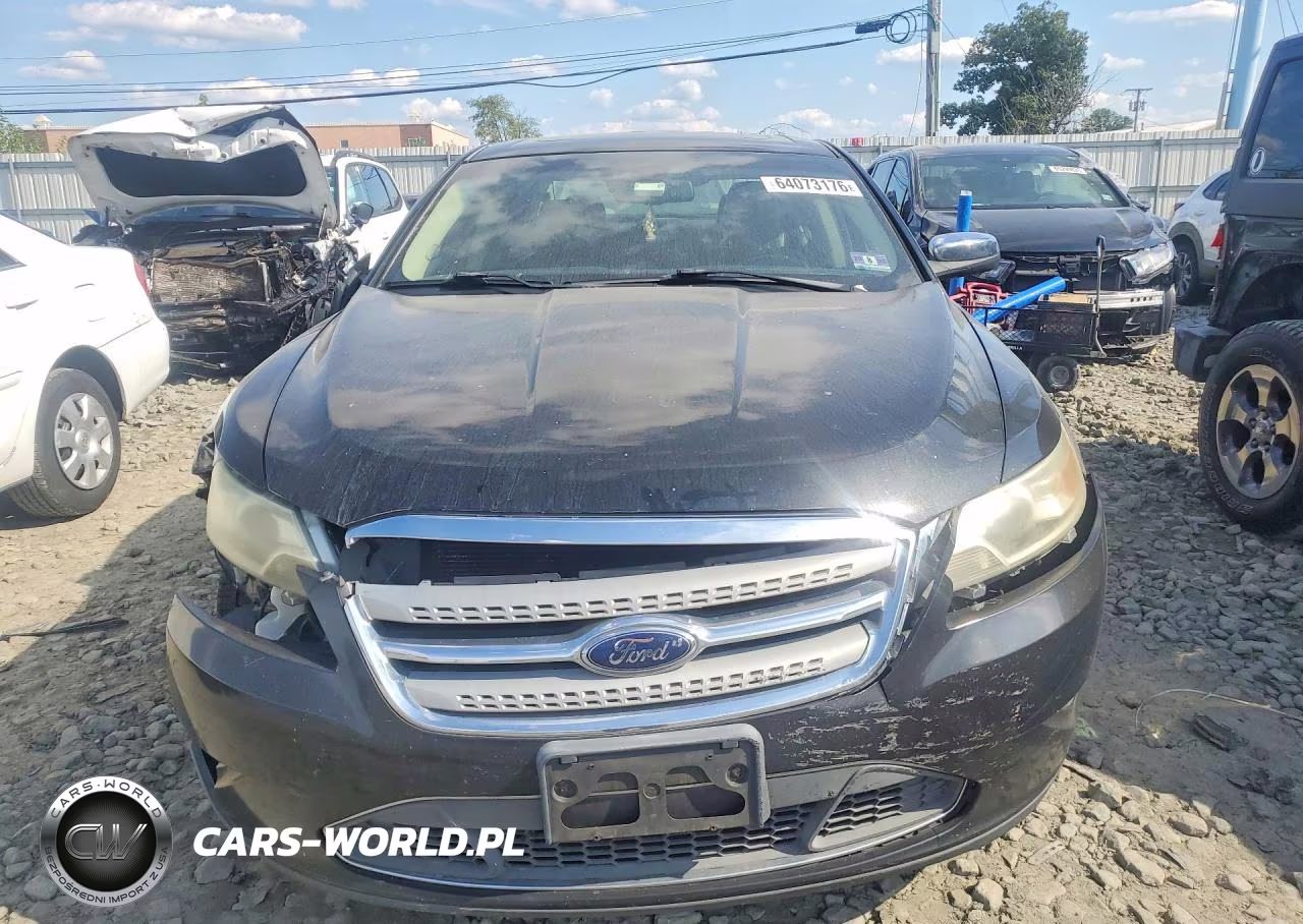 2010 Ford Taurus Limited VIN:1FAHP2FWXAG103446 - 5