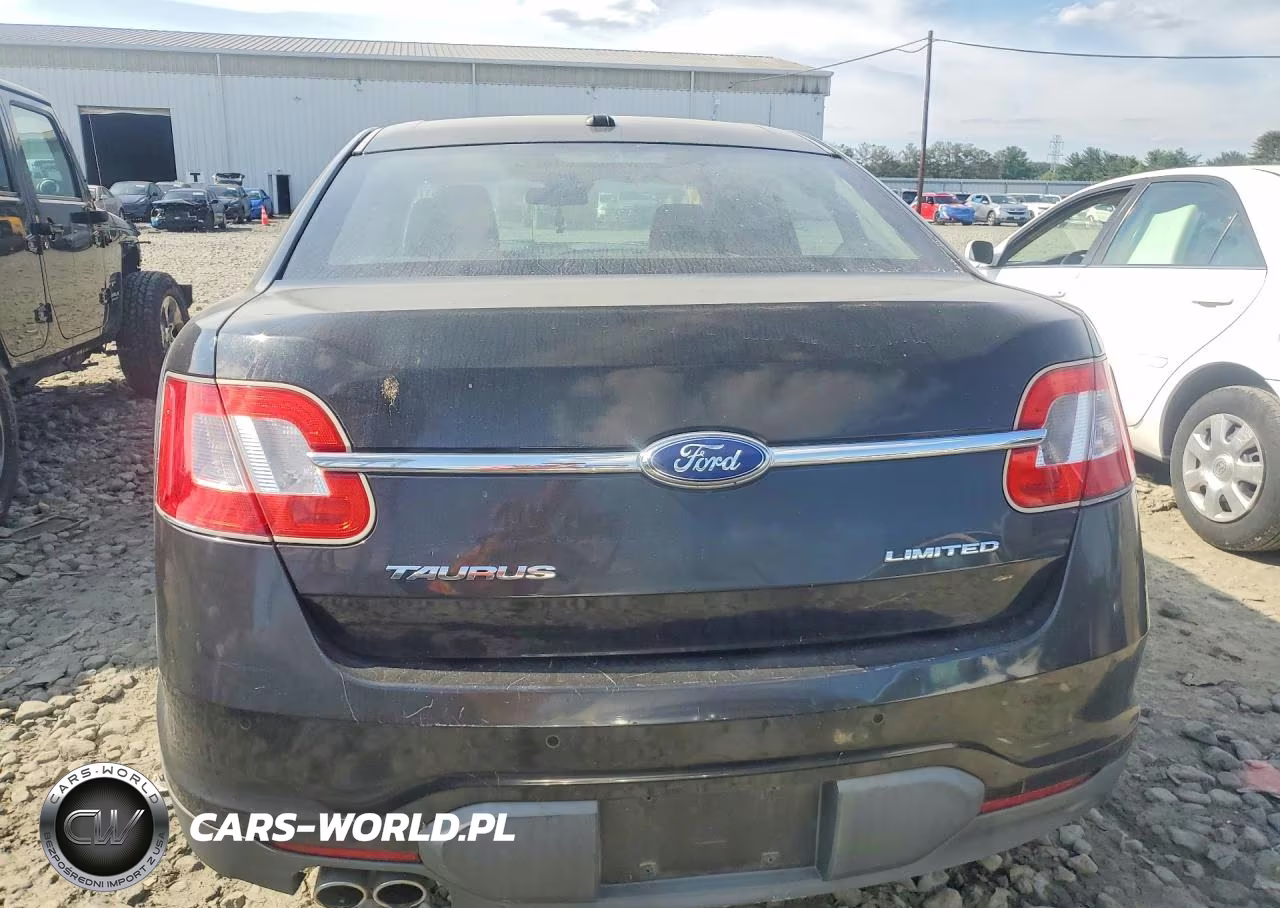 2010 Ford Taurus Limited VIN:1FAHP2FWXAG103446 - 6