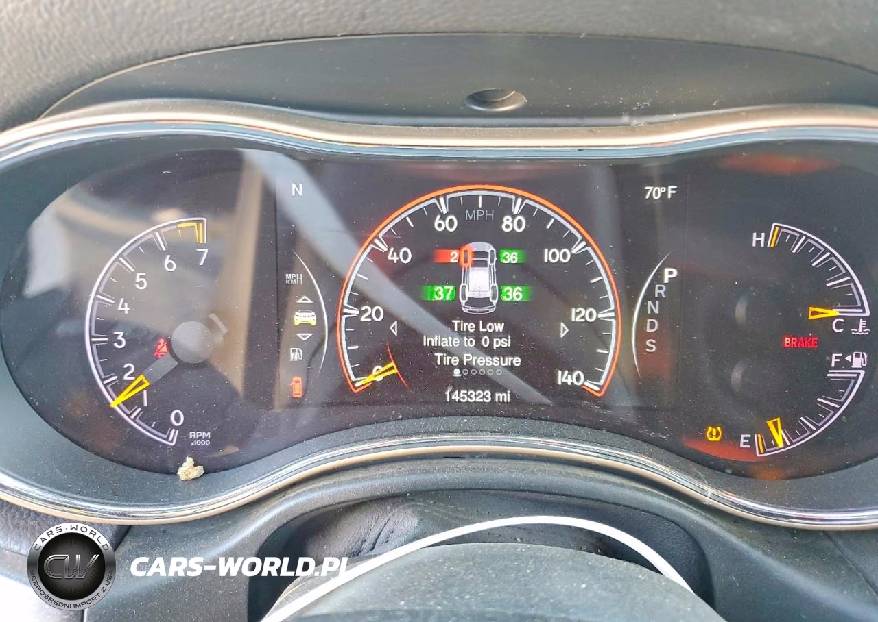 2015 Jeep Grand Cherokee Laredo VIN:1C4RJFAG6FC665849 - 9