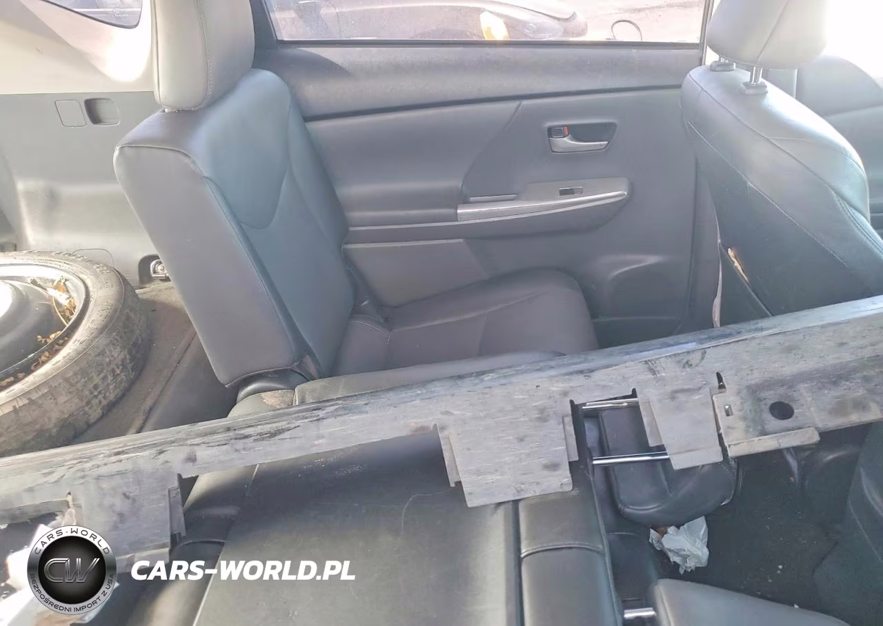 2012 Toyota Prius V Five VIN:JTDZN3EU7C3024207 - 10