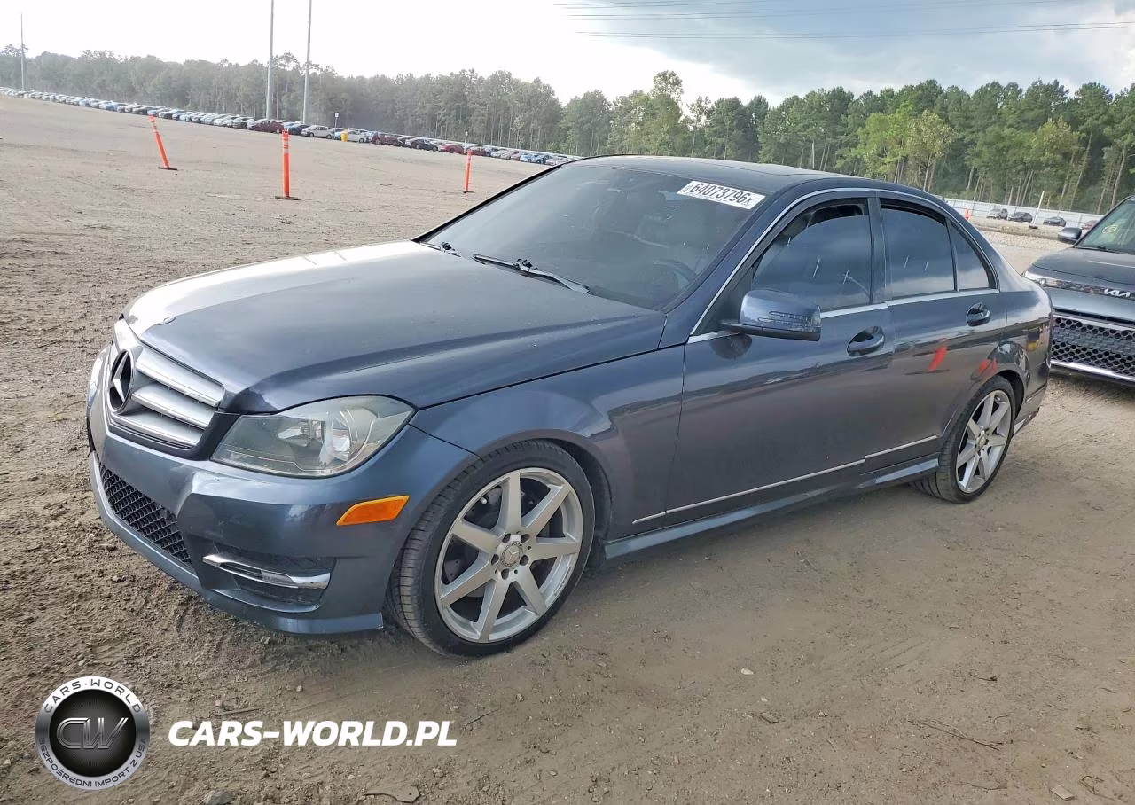 2013 Mercedes-Benz C 300 4Matic – zdjęcie 1 z 12