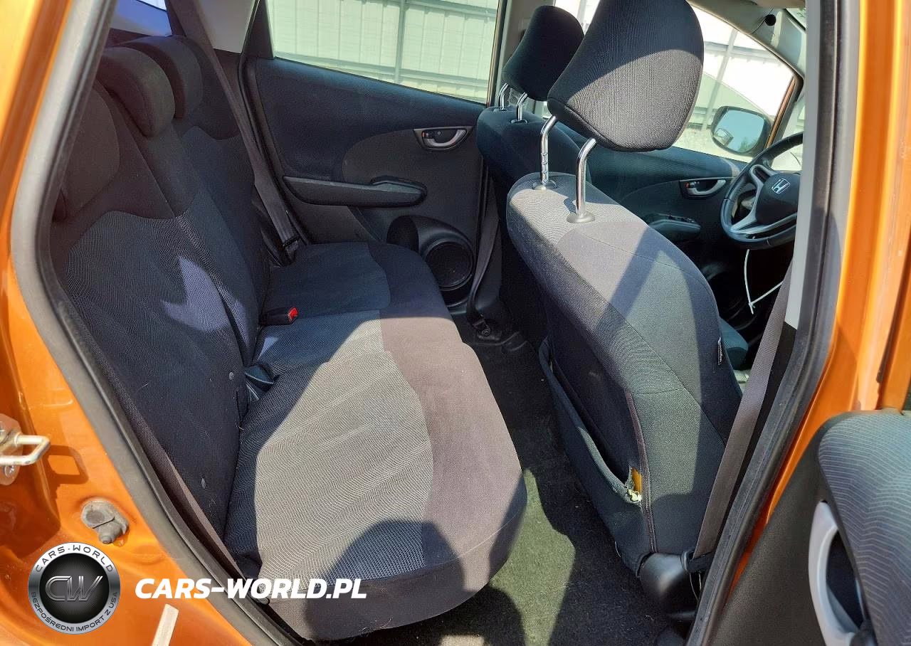 2010 Honda Fit Sport VIN:JHMGE8H45AC009457 - 10