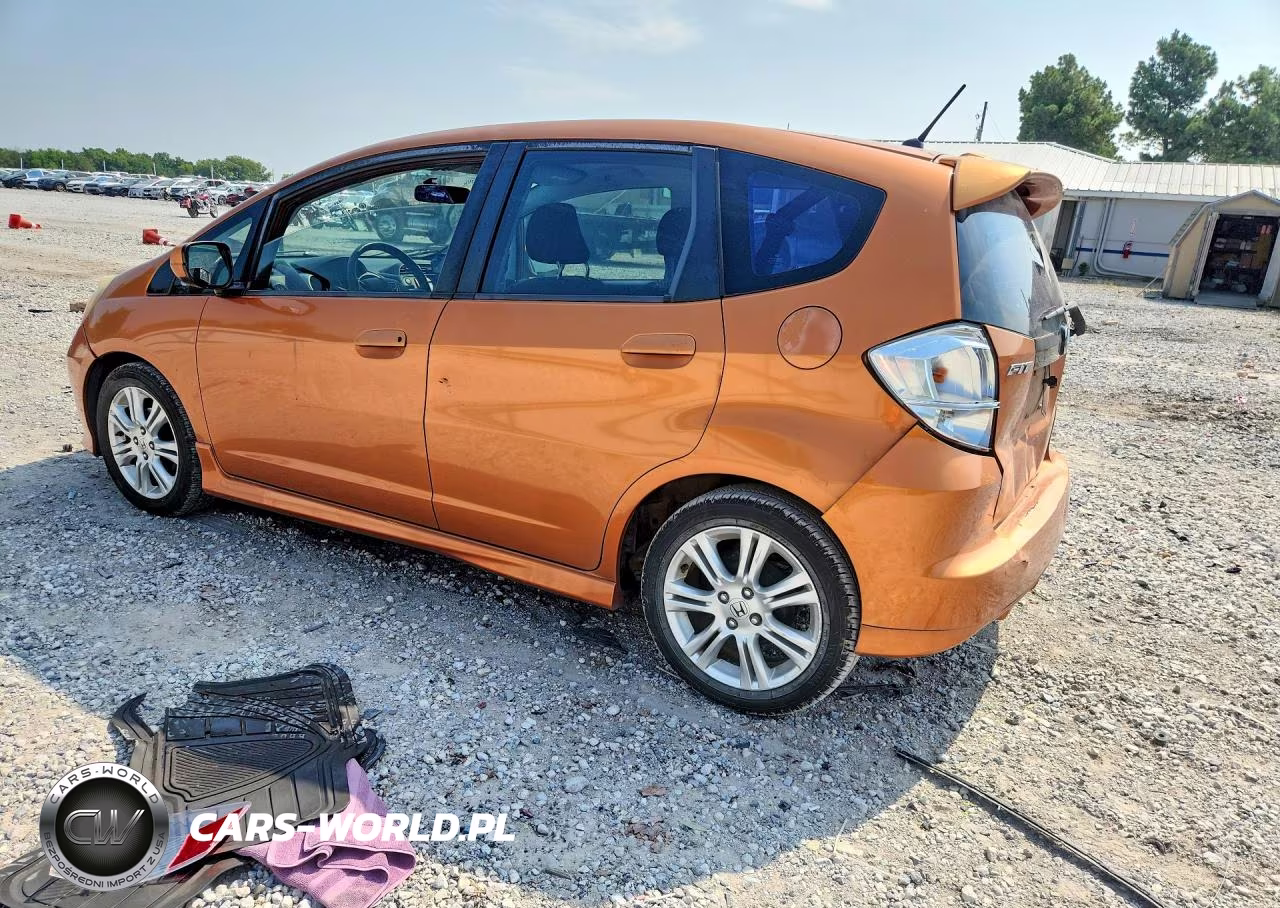 2010 Honda Fit Sport VIN:JHMGE8H45AC009457 - 2