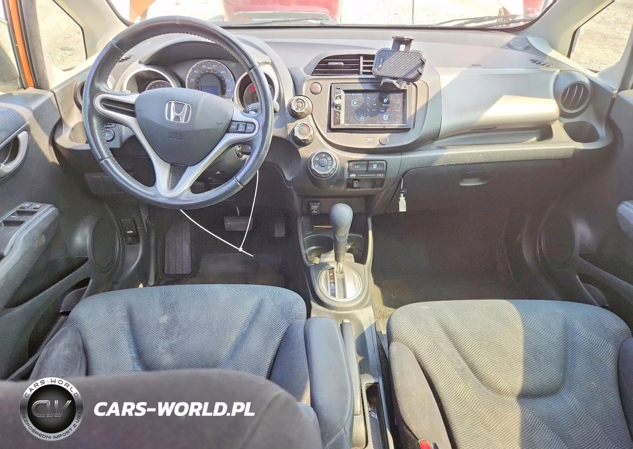 2010 Honda Fit Sport VIN:JHMGE8H45AC009457 - 8