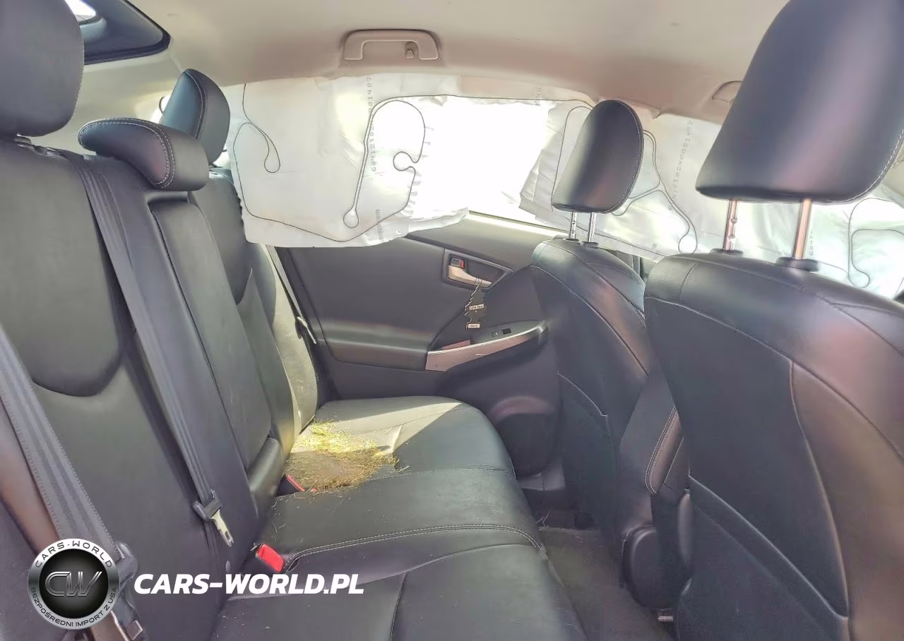 2015 Toyota Prius Persona Series VIN:JTDKN3DU3F0415072 - 10