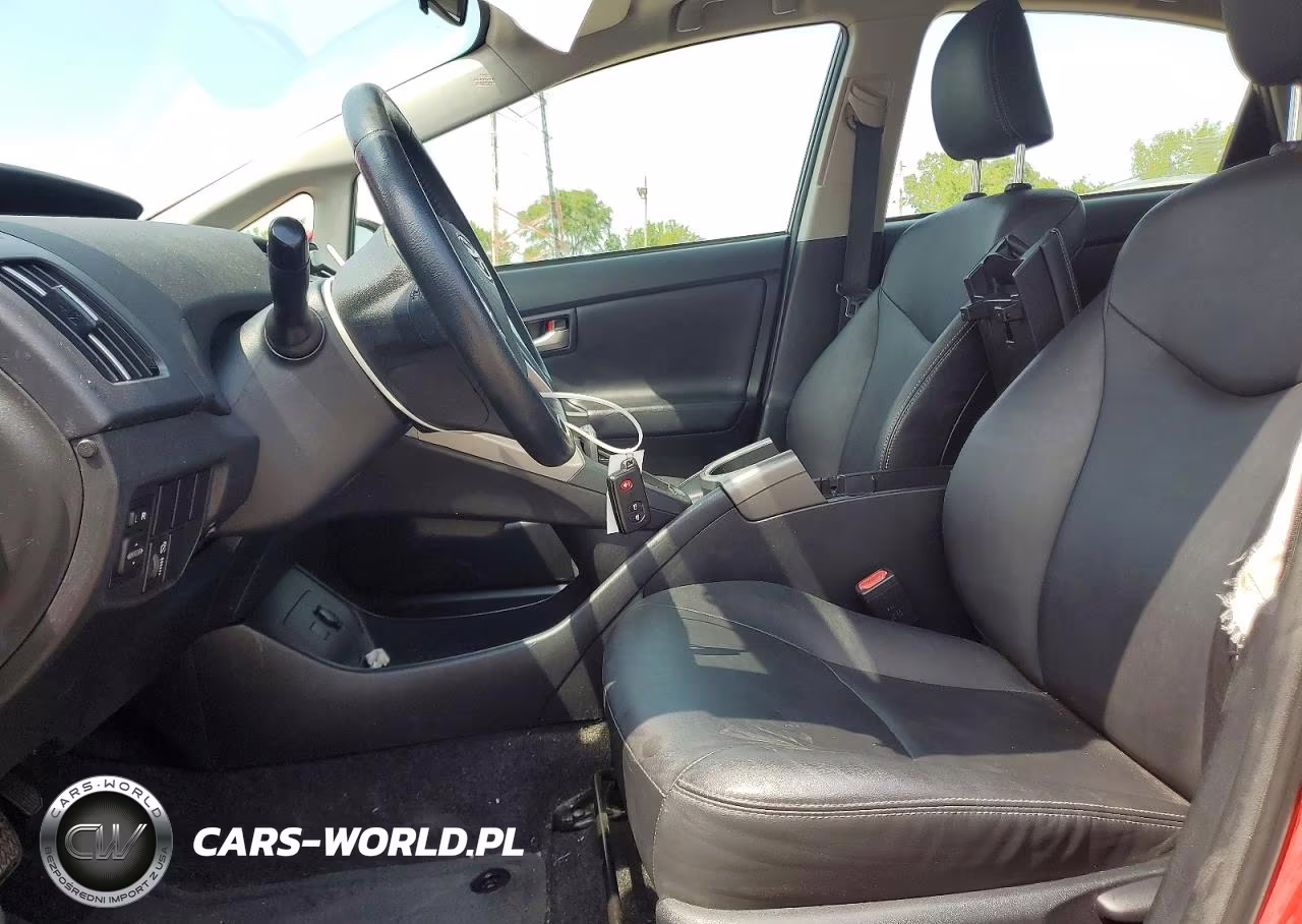 2015 Toyota Prius Persona Series VIN:JTDKN3DU3F0415072 - 7
