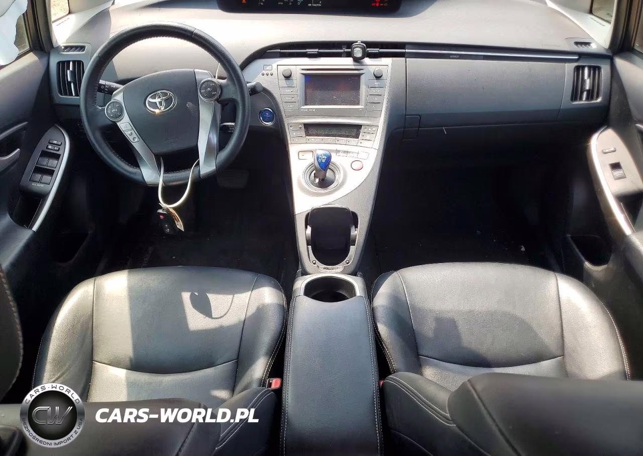 2015 Toyota Prius Persona Series VIN:JTDKN3DU3F0415072 - 8