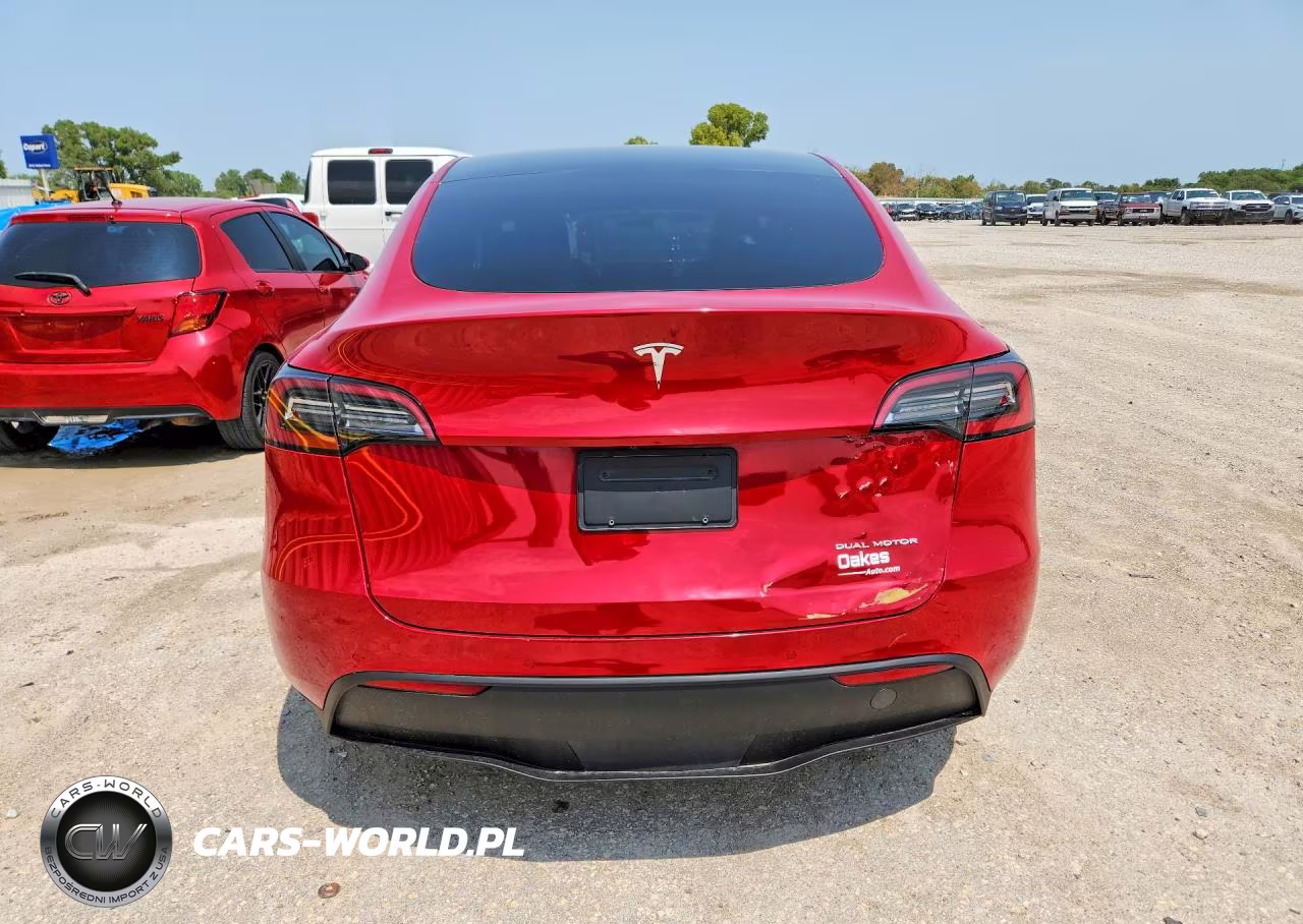 2021 Tesla Model Y VIN:5YJYGDEE4MF232649 - 6