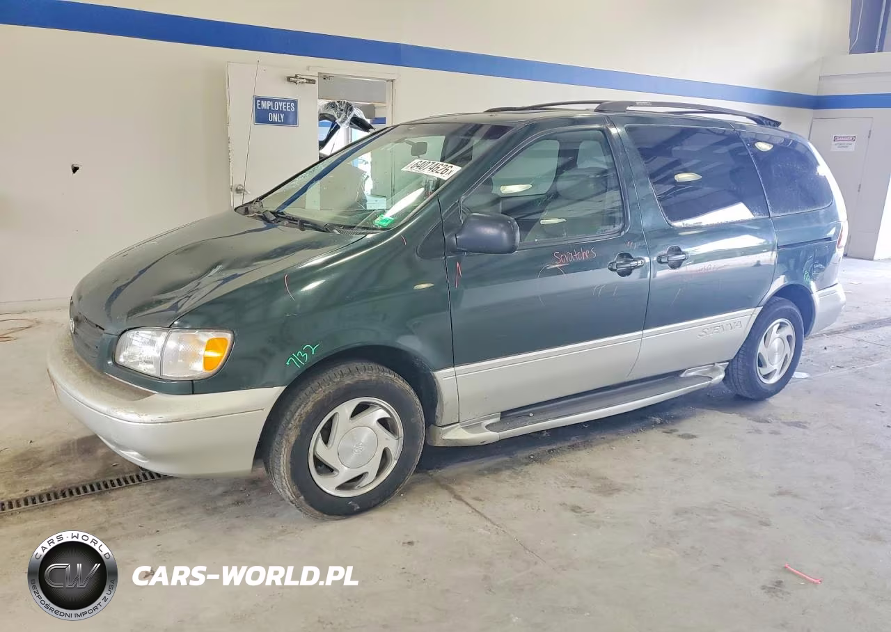 2000 Toyota Sienna Xle