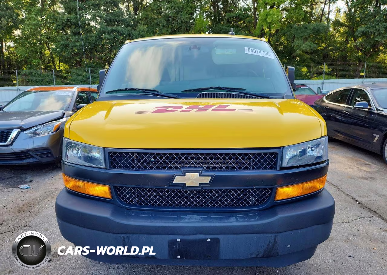 2020 Chevrolet Express G2500 VIN:1GCWGAFP3L1226869 - 5