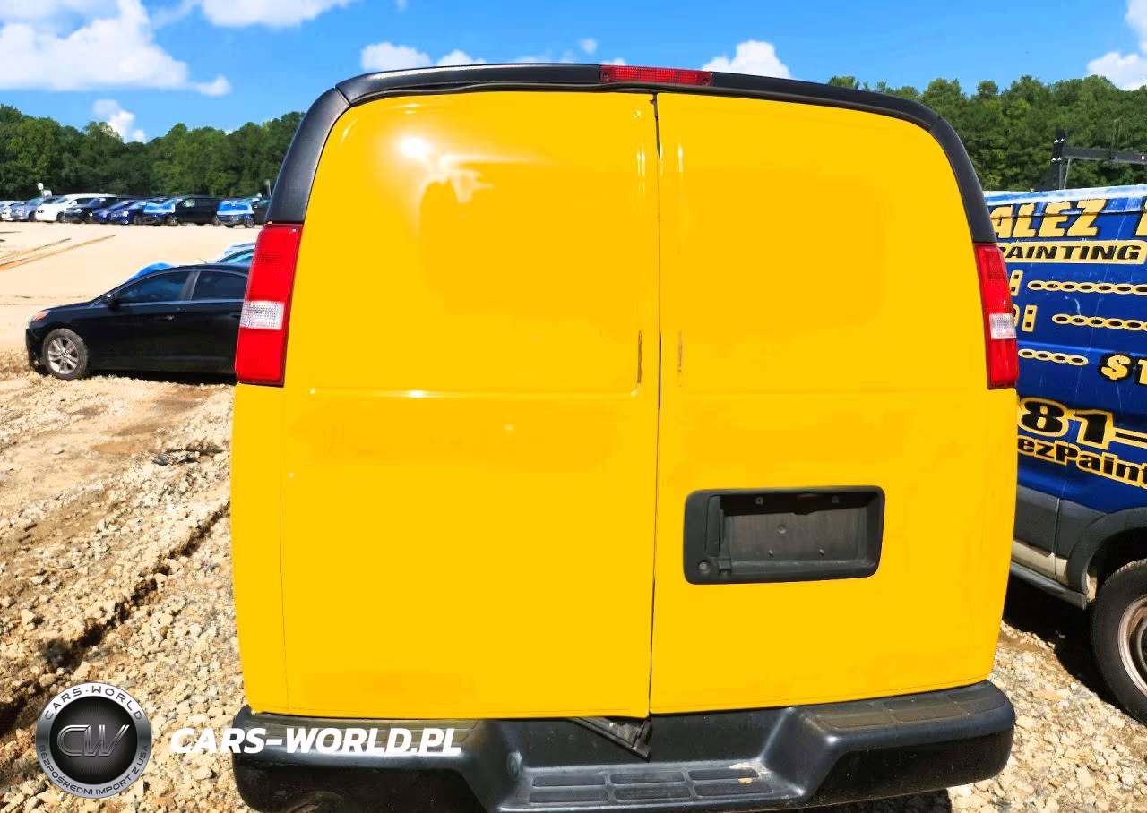 2020 Chevrolet Express G2500 VIN:1GCWGAFP3L1226869 - 6