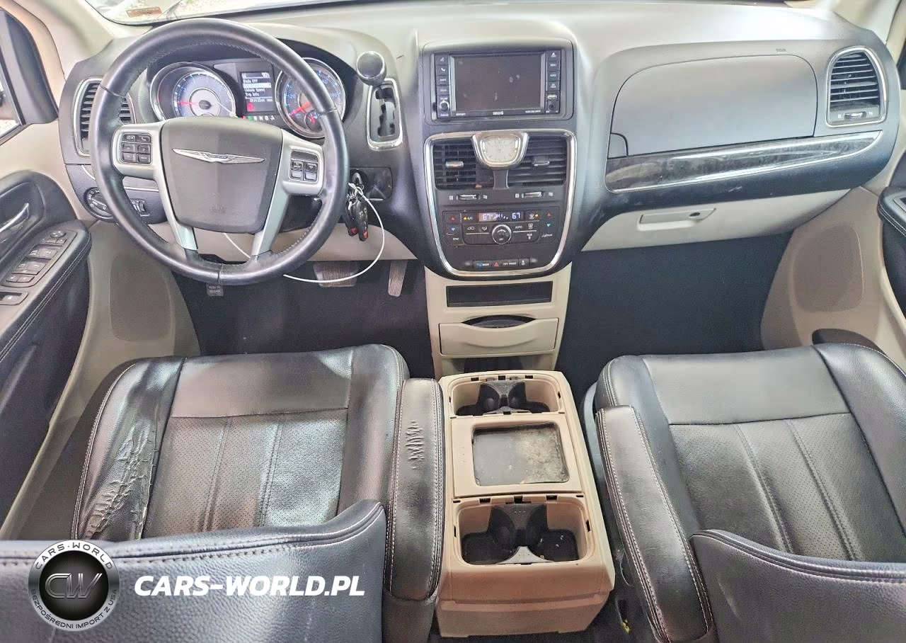 2012 Chrysler Town & Country Touring VIN:2C4RC1BG2CR313575 - 8