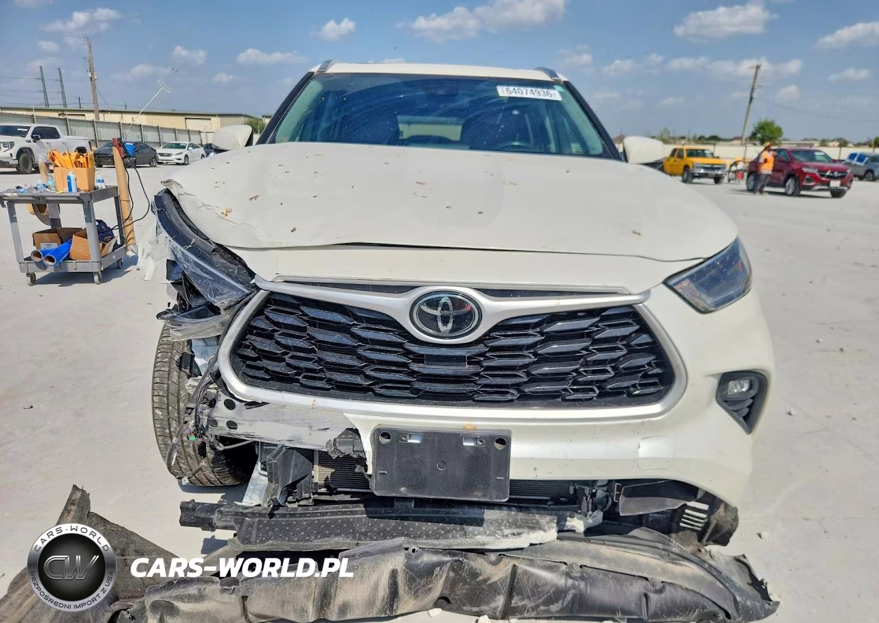 2021 Toyota Highlander Xle VIN:5TDGZRBH3MS102035 - 5