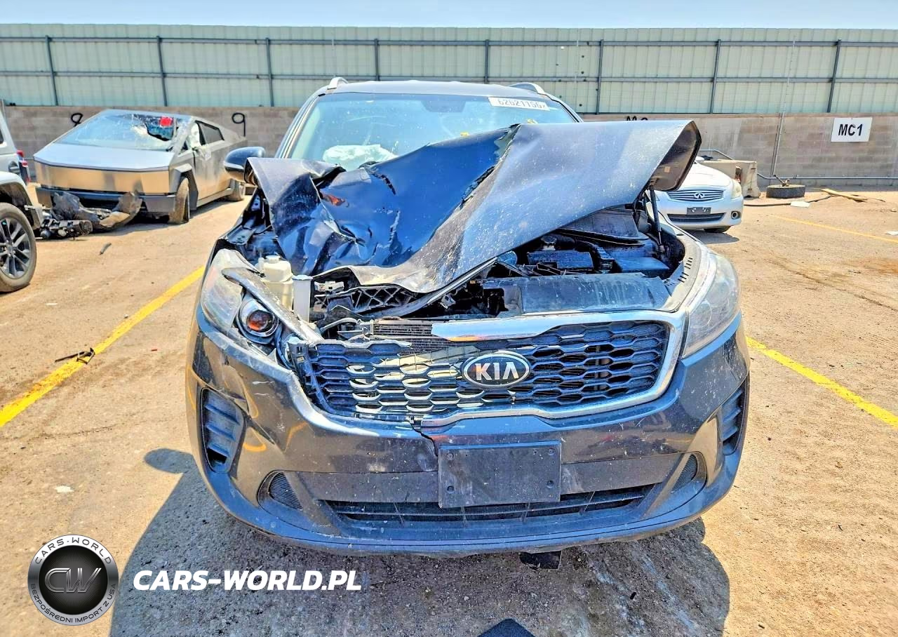 2019 Kia Sorento Lx VIN:5XYPG4A35KG452341 - 5