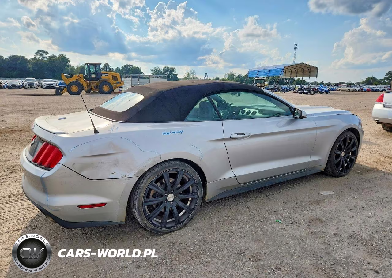 2015 Ford Mustang VIN:1FATP8UH0F5383608 - 3