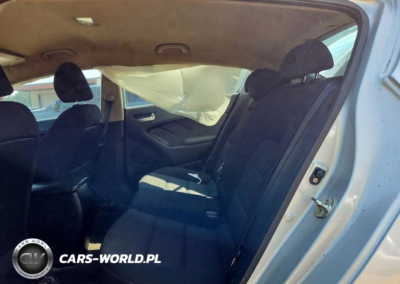 2018 Kia Forte5 Lx VIN:KNAFK5A84J5772671 - 10