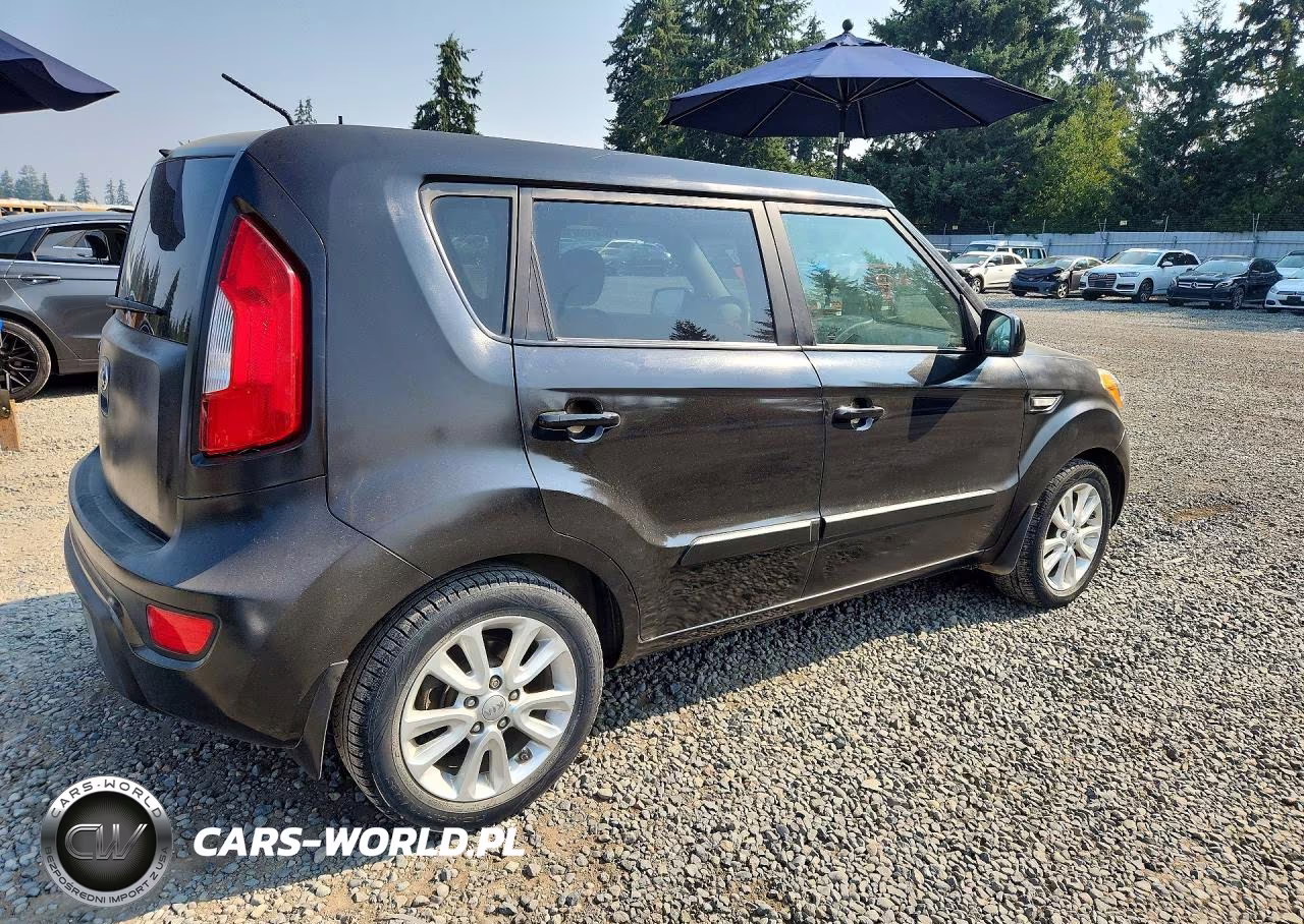 2013 Kia Soul Base VIN:KNDJT2A53D7634918 - 3