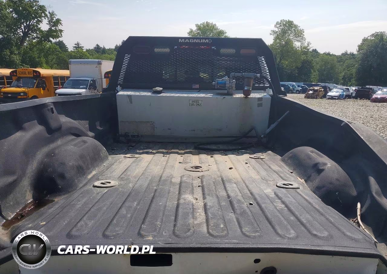 2015 Ram 3500 Slt VIN:3C63R3HL2FG523938 - 10
