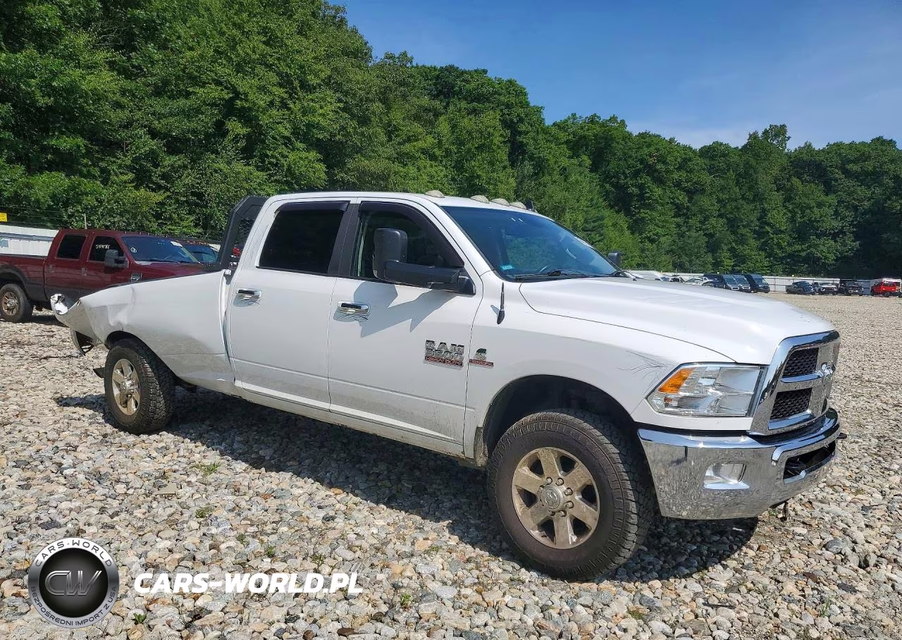 2015 Ram 3500 Slt VIN:3C63R3HL2FG523938 - 4