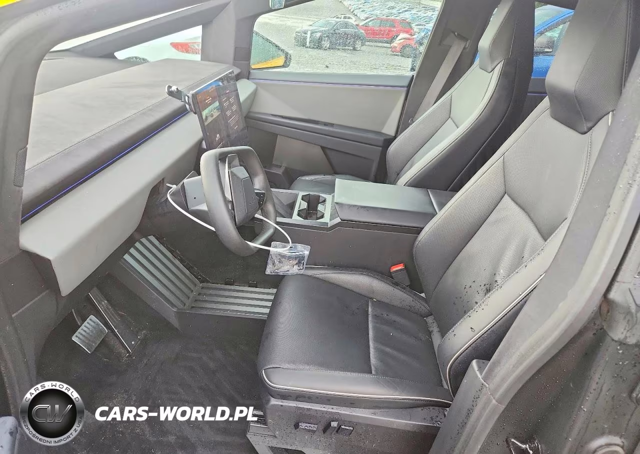 2025 Tesla Cybertruck VIN:7G2CEHEE9SA075778 - 7