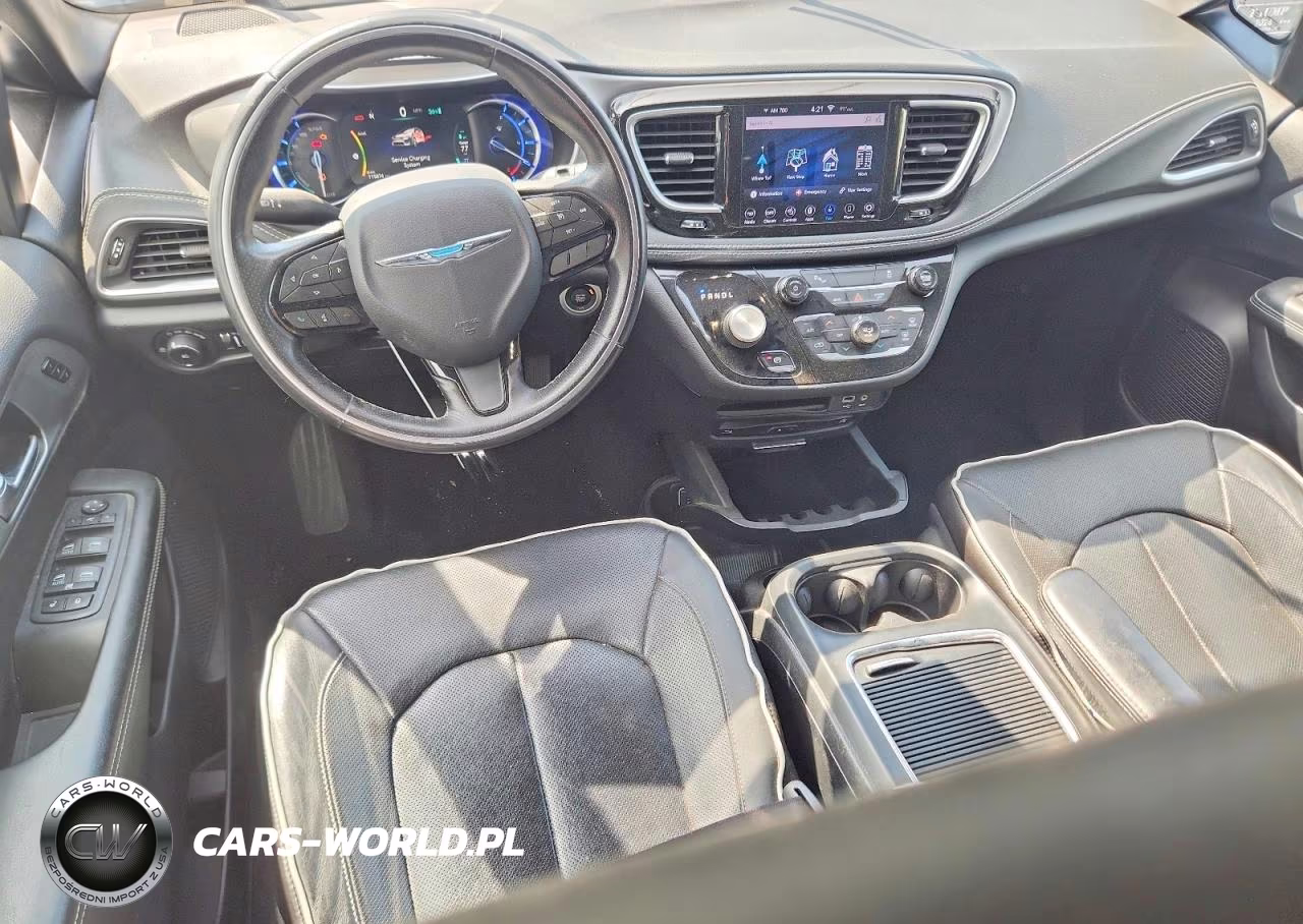 2020 Chrysler Pacifica Hybrid Limited VIN:2C4RC1N74LR257926 - 8