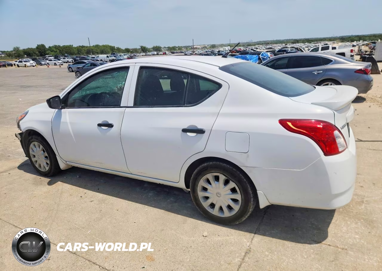 2018 Nissan Versa S Plus VIN:3N1CN7APXJL815798 - 2