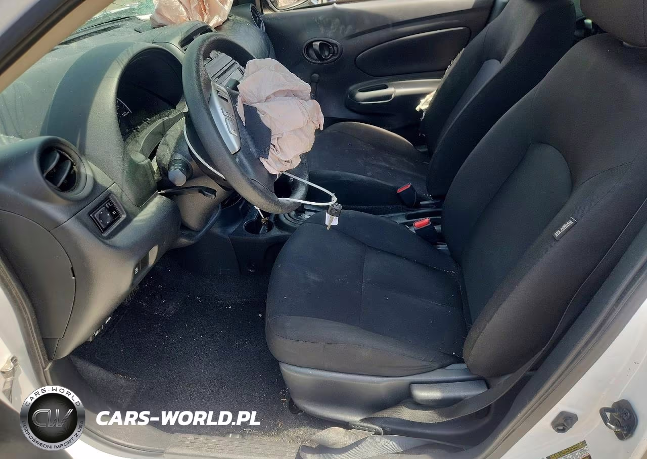 2018 Nissan Versa S Plus VIN:3N1CN7APXJL815798 - 7