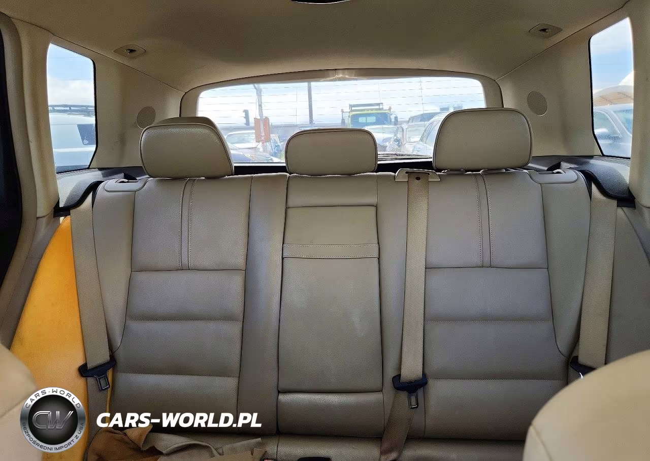 2010 Mercedes-Benz Glk 350 4Matic VIN:WDCGG8HBXAF347066 - 10