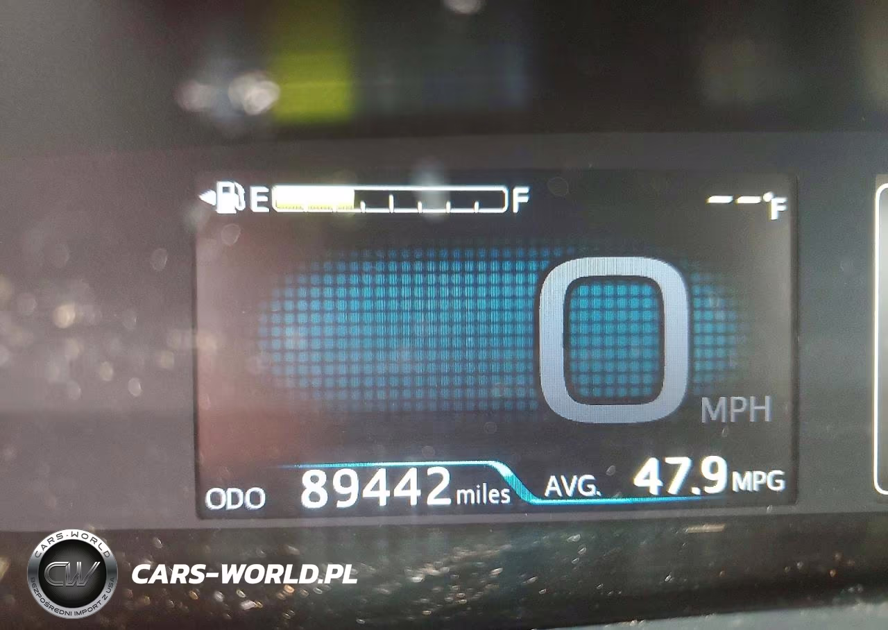 2020 Toyota Prius Prime Limited VIN:JTDKARFP5L3154639 - 9