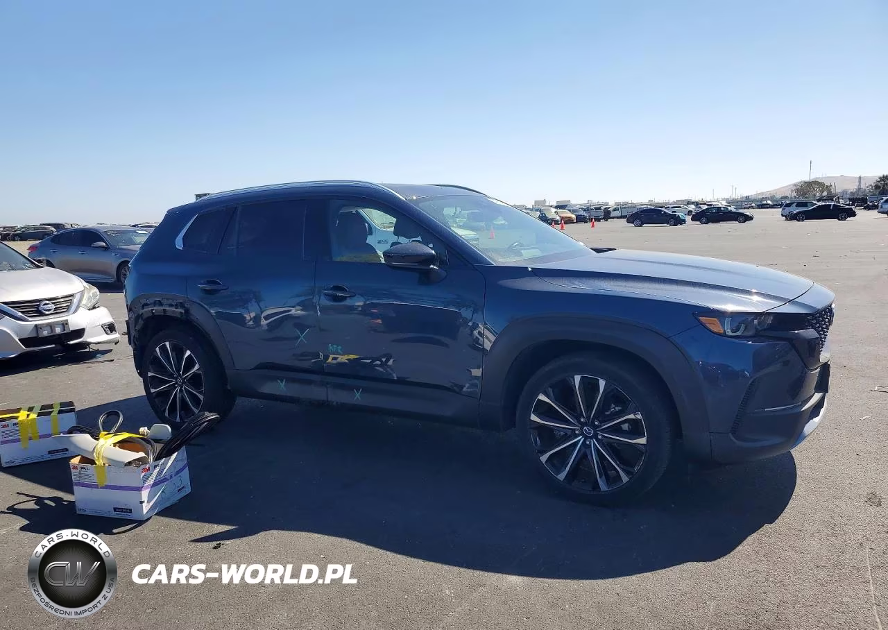 2023 Mazda Cx-50 Premium Plus VIN:7MMVABEY3PN120532 - 4