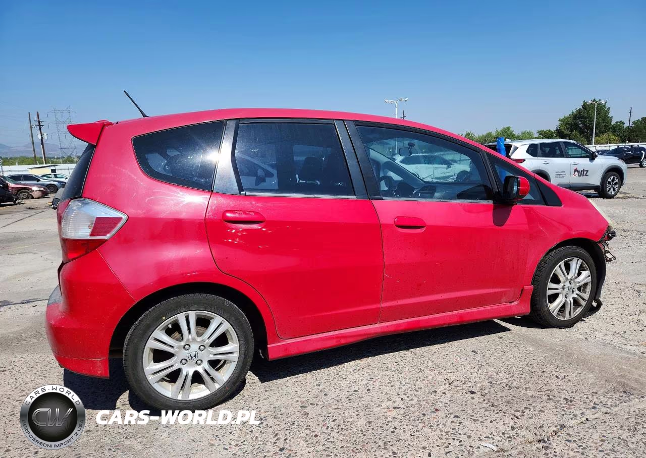 2009 Honda Fit Sport VIN:JHMGE88459S023490 - 3