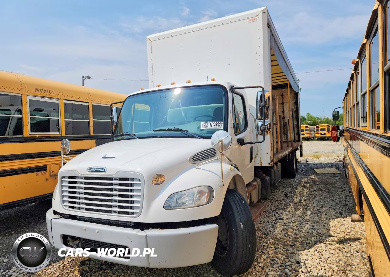 2017 Freightliner Busibess Class M2 Box Truck