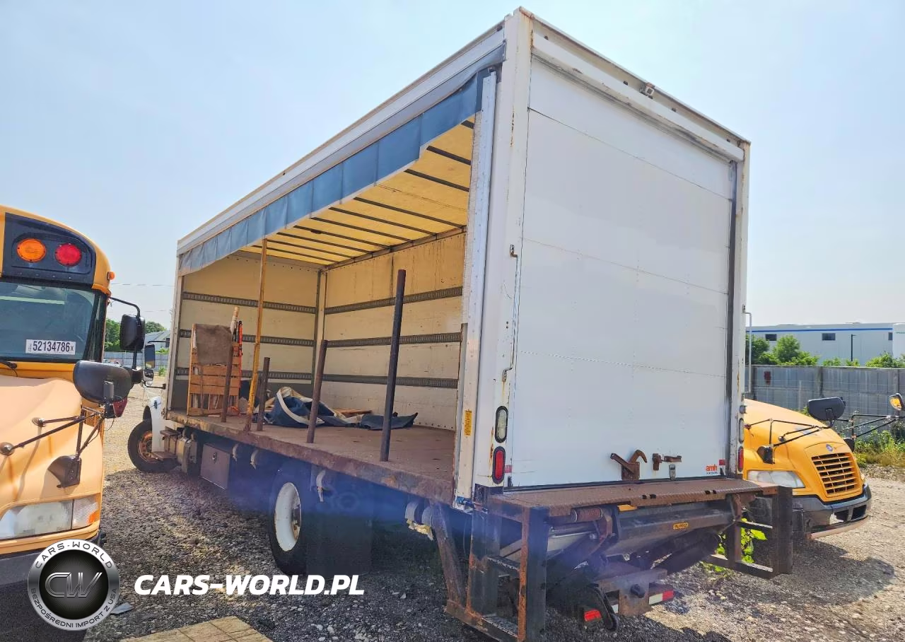 2017 Freightliner Busibess Class M2 Box Truck VIN:1FVACWDUXHHJD5642 - 2