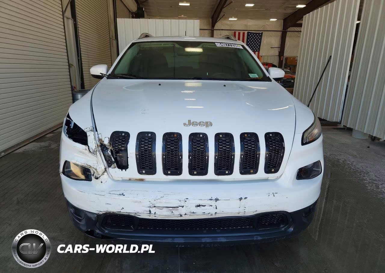 2016 Jeep Cherokee Latitude VIN:1C4PJMCS2GW115447 - 5
