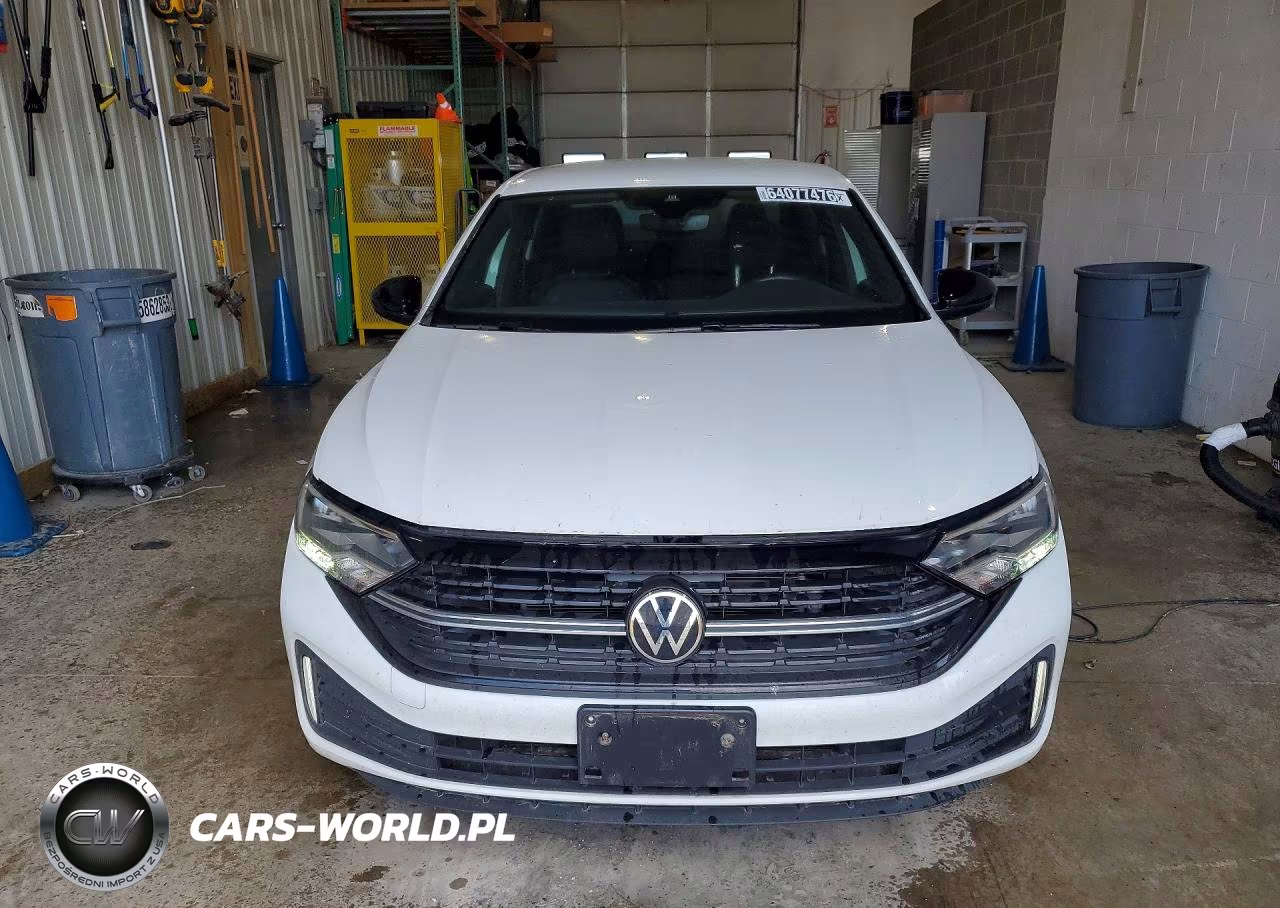 2024 Volkswagen Jetta Sport VIN:3VWBM7BU5RM072633 - 5