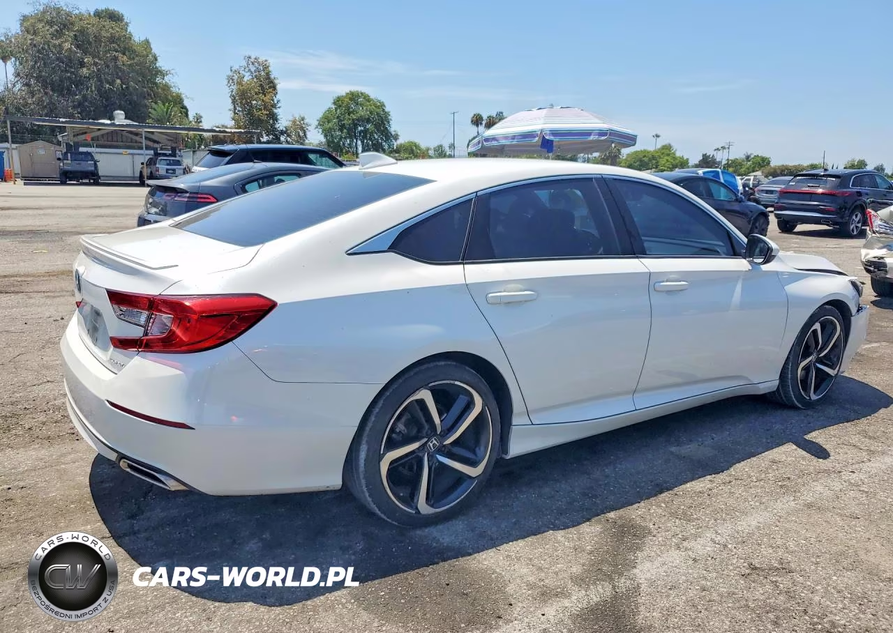 2019 Honda Accord Sport VIN:1HGCV1F34KA044832 - 3