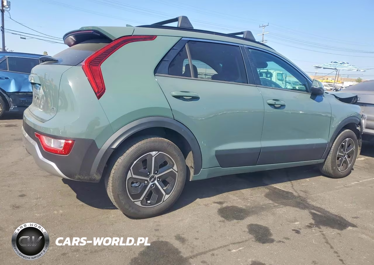 2025 Kia Niro Ex VIN:KNDCR3LE4S5274447 - 3