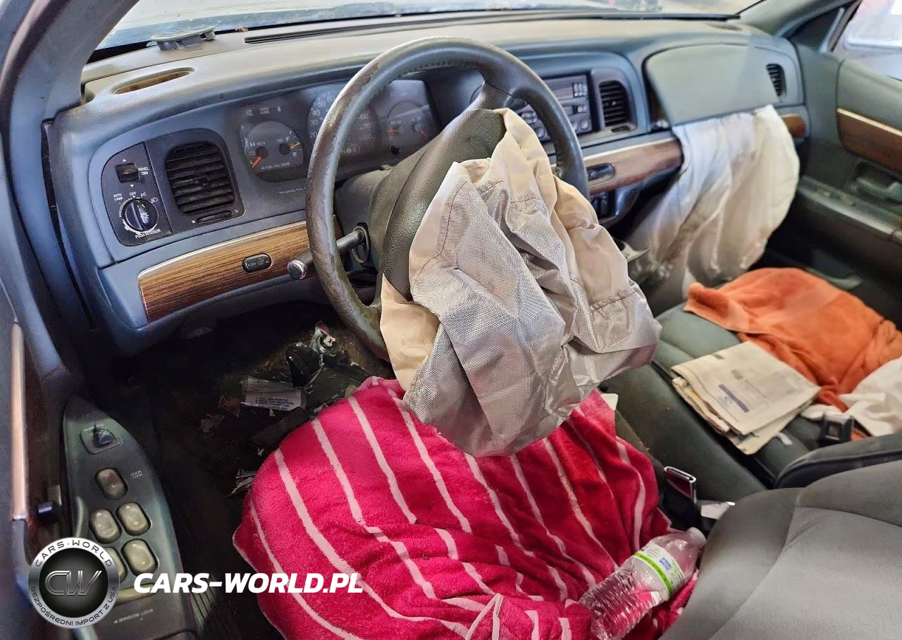 1996 Mercury Grand Marquis Ls VIN:2MELM75W6TX678795 - 8