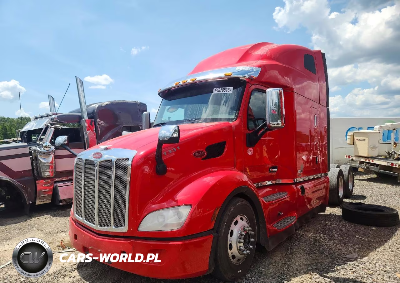 2021 Peterbilt 579 Semi Truck VIN:1XPBDP9X3MD731864 - 1